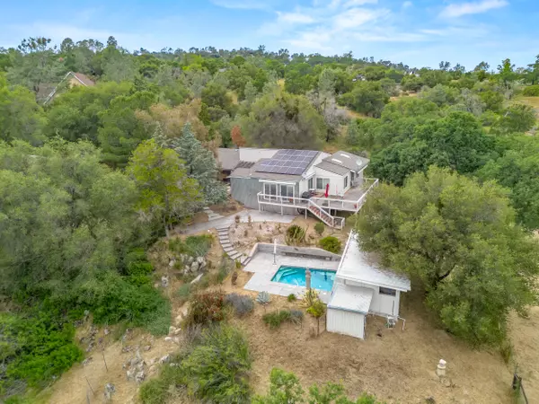 Coarsegold, CA 93614-9651,42035 Wild Horse Way
