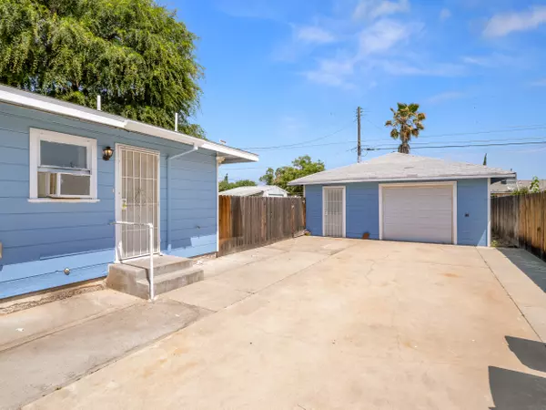 Fresno, CA 93705-3347,1632 W Shields Ave