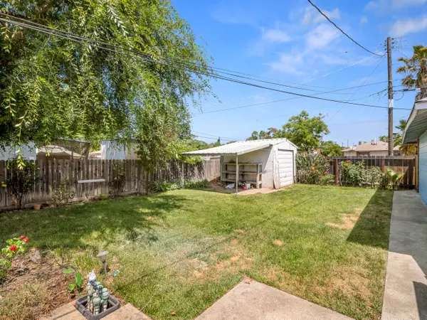 Fresno, CA 93705-3347,1632 W Shields Ave