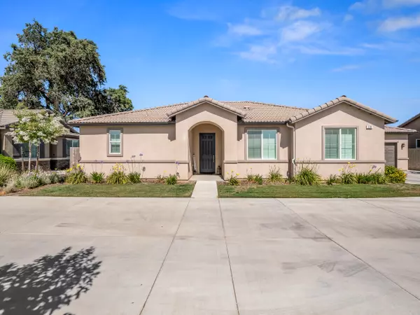 Visalia, CA 93291,3208 N Rova Ct