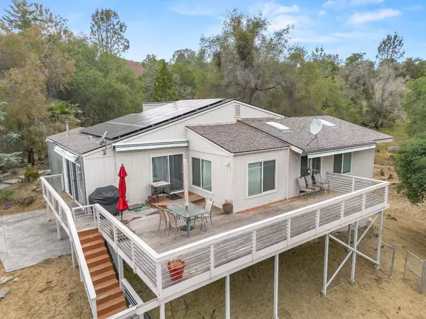 42035 Wild Horse Way, Coarsegold, CA 93614