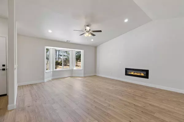 18046 Varden Drive, Madera, CA 93638