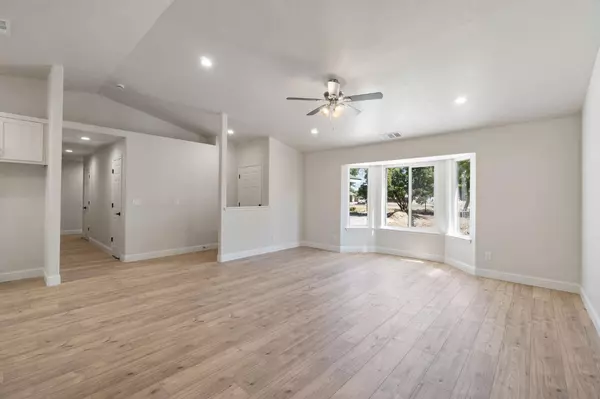 18046 Varden Drive, Madera, CA 93638