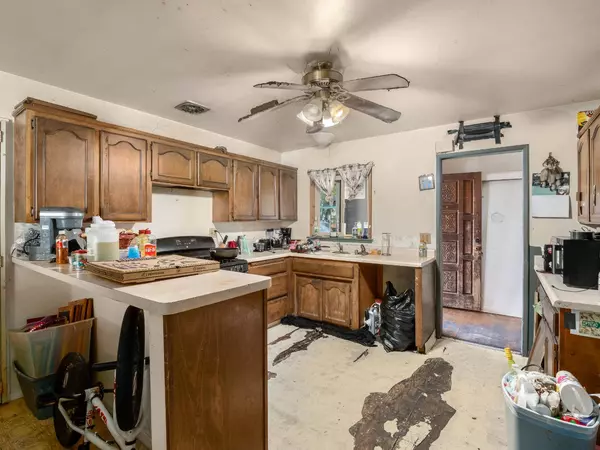 2972 E Northdale AVE, Fresno, CA 93726