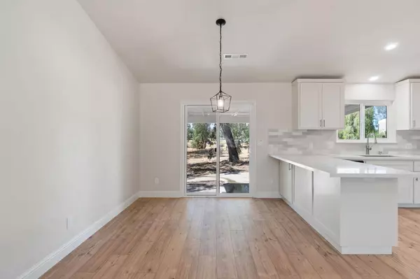 18046 Varden Drive, Madera, CA 93638