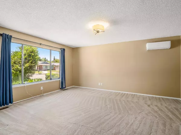 1646 W Millbrae AVE, Fresno, CA 93711