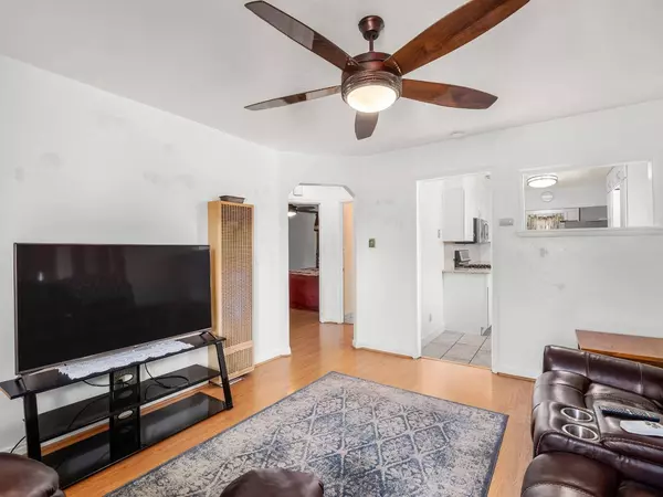 1632 W Shields AVE, Fresno, CA 93705