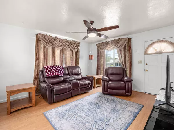 1632 W Shields AVE, Fresno, CA 93705