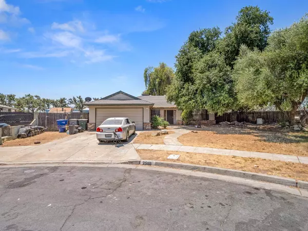 2588 S Sierra Vista AVE, Fresno, CA 93725