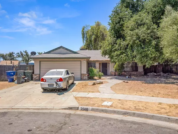 2588 S Sierra Vista AVE, Fresno, CA 93725