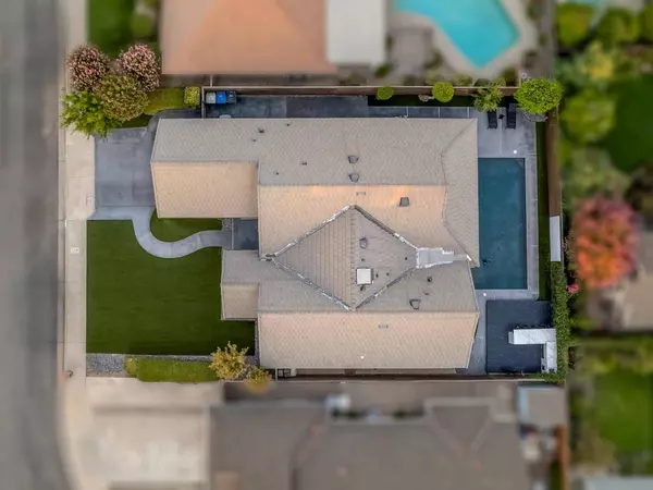 411 E Swallow CT, Fresno, CA 93730