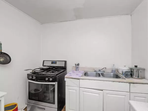 128 S Willow AVE, Fresno, CA 93727