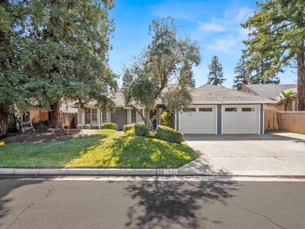 1587 E Trenton AVE, Fresno, CA 93720
