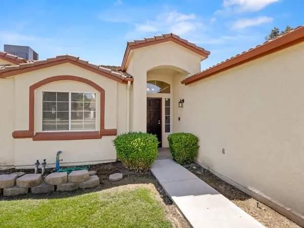 5637 W Oak AVE, Fresno, CA 93722
