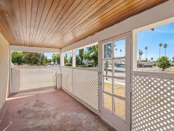 3957 E Verrue AVE, Fresno, CA 93702