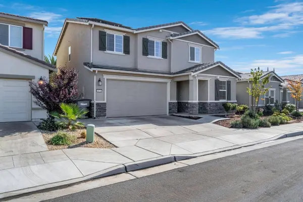 672 N Apricot AVE, Fresno, CA 93727