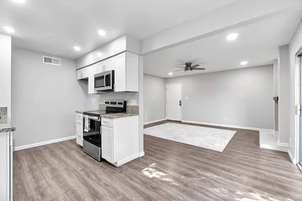 1550 W Ashlan AVE #208, Fresno, CA 93705