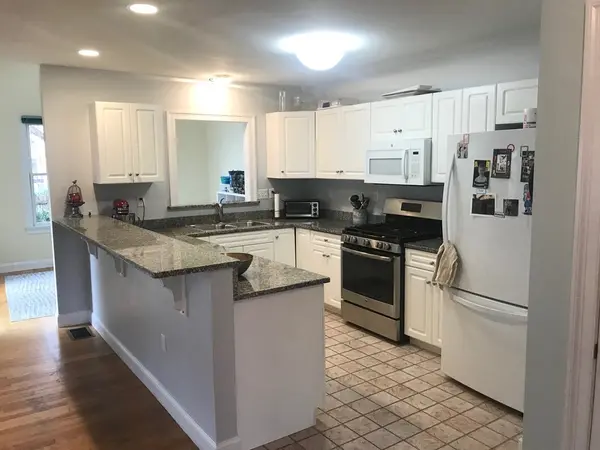 21 Vincent Ave, Belmont, MA 02478-4418