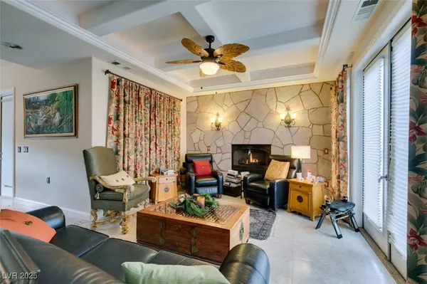 2033 Winter Wind ST, Las Vegas, NV 89134