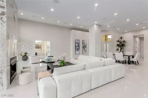 7062 Maverick ST, Las Vegas, NV 89131