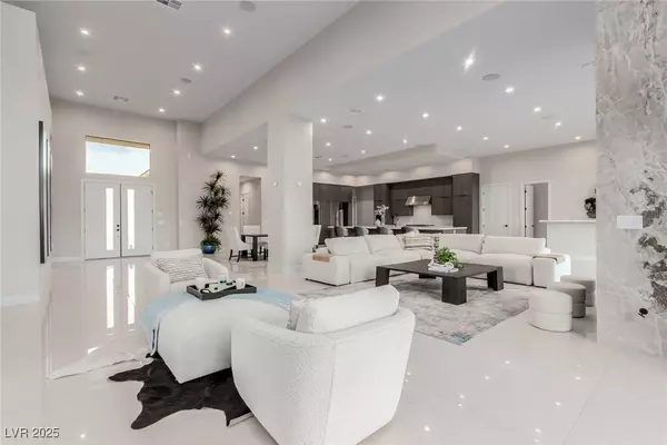 7062 Maverick ST, Las Vegas, NV 89131