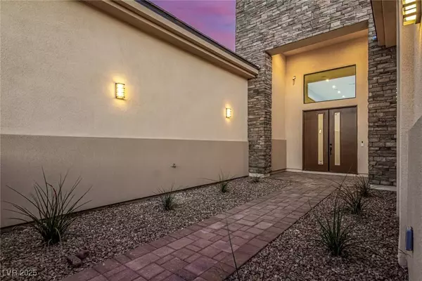 7062 Maverick ST, Las Vegas, NV 89131