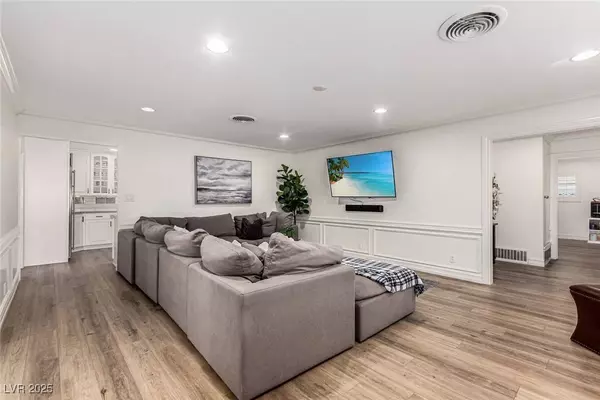 3108 Sonia DR, Las Vegas, NV 89107