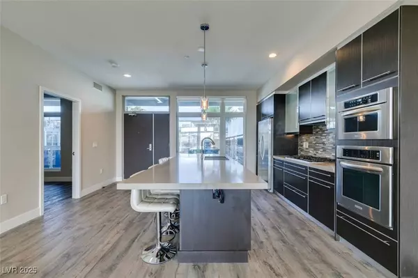 8925 W Flamingo RD #218, Las Vegas, NV 89147