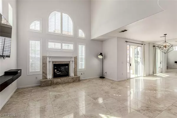 8779 Villa La Rae AVE, Las Vegas, NV 89147