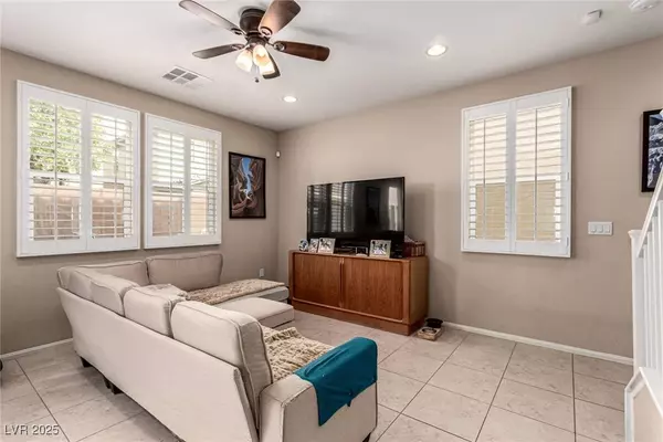 7124 Placid Lake AVE, Las Vegas, NV 89179