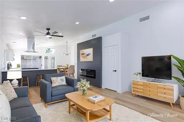 37 Tanglewood DR, Henderson, NV 89012