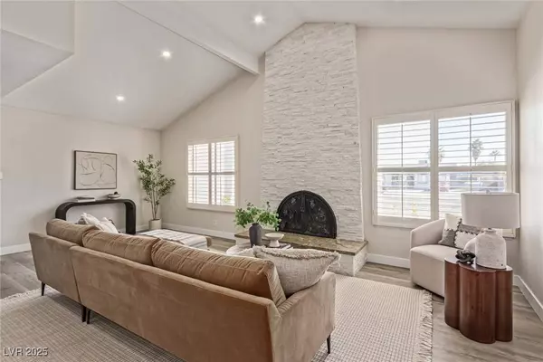 3971 Lariat CT, Las Vegas, NV 89121