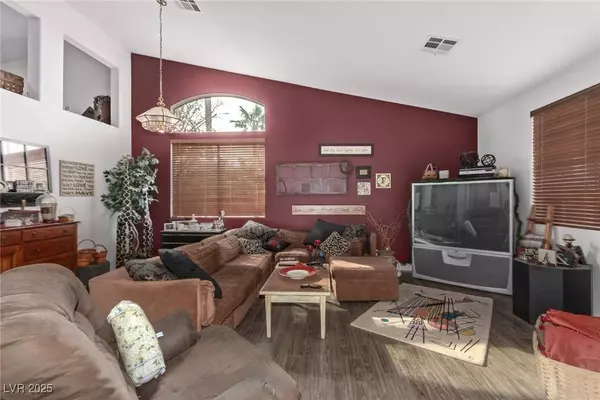 2471 Walsh Glen CT, Henderson, NV 89052