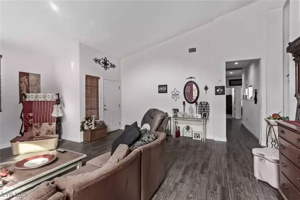 2471 Walsh Glen CT, Henderson, NV 89052