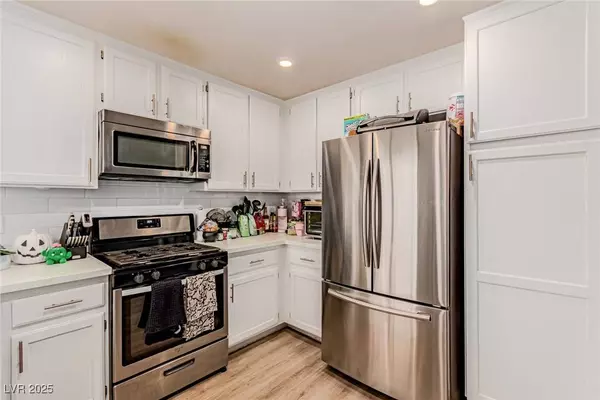 1000 Miradero LN, Las Vegas, NV 89134