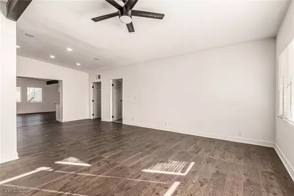 3220 Stanley AVE, North Las Vegas, NV 89030