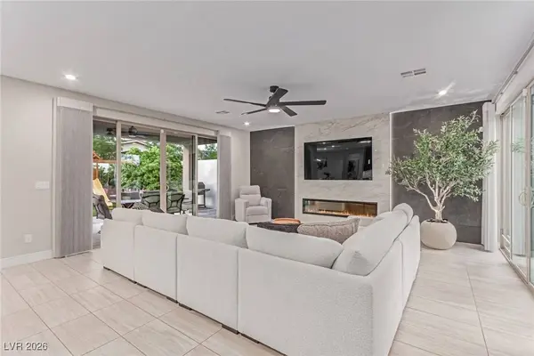 9770 Hiking AVE, Las Vegas, NV 89166