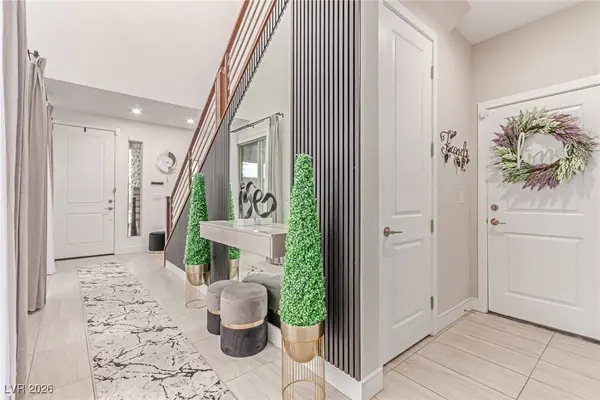 9770 Hiking AVE, Las Vegas, NV 89166