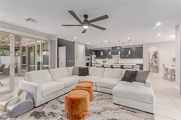 9770 Hiking AVE, Las Vegas, NV 89166