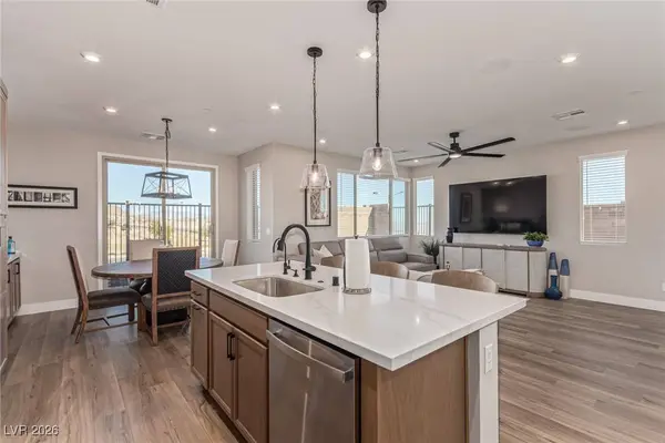 11850 Angle Cliff AVE, Las Vegas, NV 89138