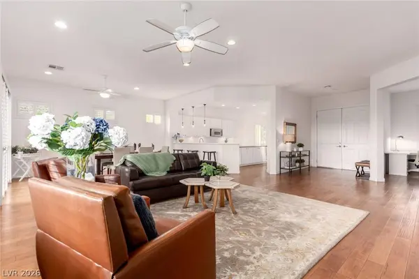 2421 Black River Falls DR, Henderson, NV 89044