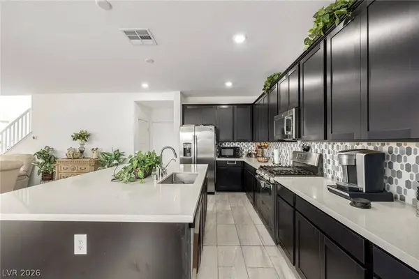 1001 Junipine AVE, North Las Vegas, NV 89081