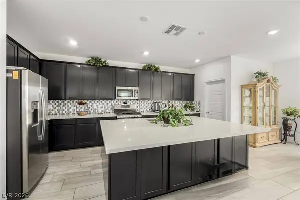 1001 Junipine AVE, North Las Vegas, NV 89081