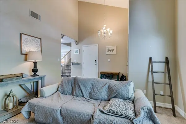 7628 Whispering River ST, Las Vegas, NV 89131