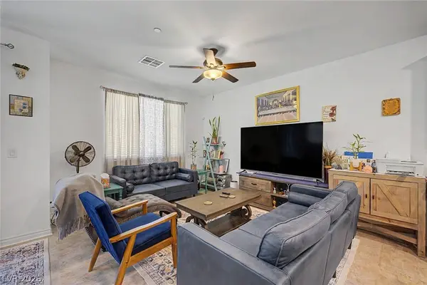 7364 N Decatur BLVD #4, Las Vegas, NV 89131