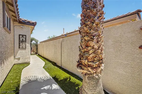 9444 Kingsley CT, Las Vegas, NV 89149