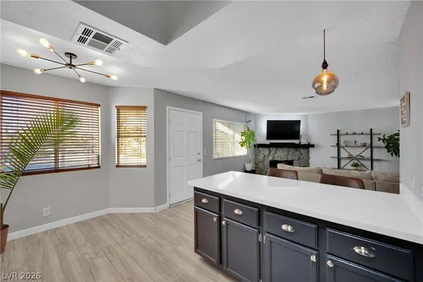 7937 Diamond Rock WAY #202, Las Vegas, NV 89128