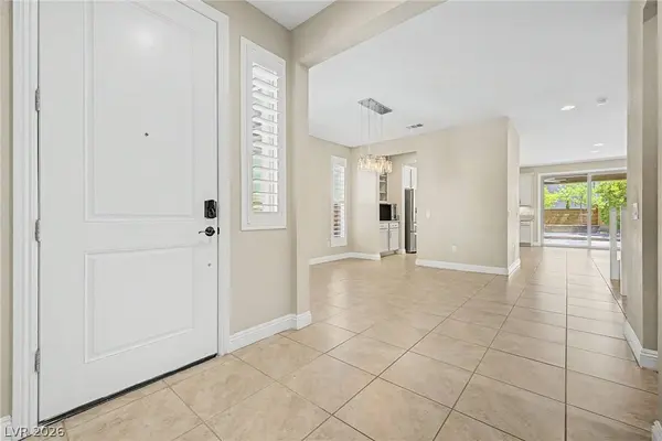2568 Iron Crest LN, Las Vegas, NV 89138