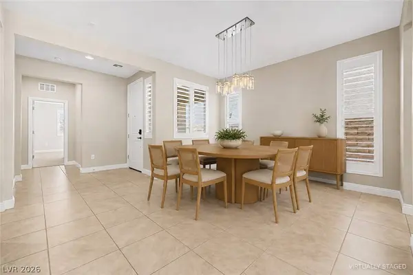 2568 Iron Crest LN, Las Vegas, NV 89138