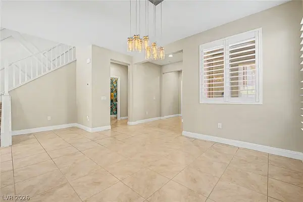 2568 Iron Crest LN, Las Vegas, NV 89138